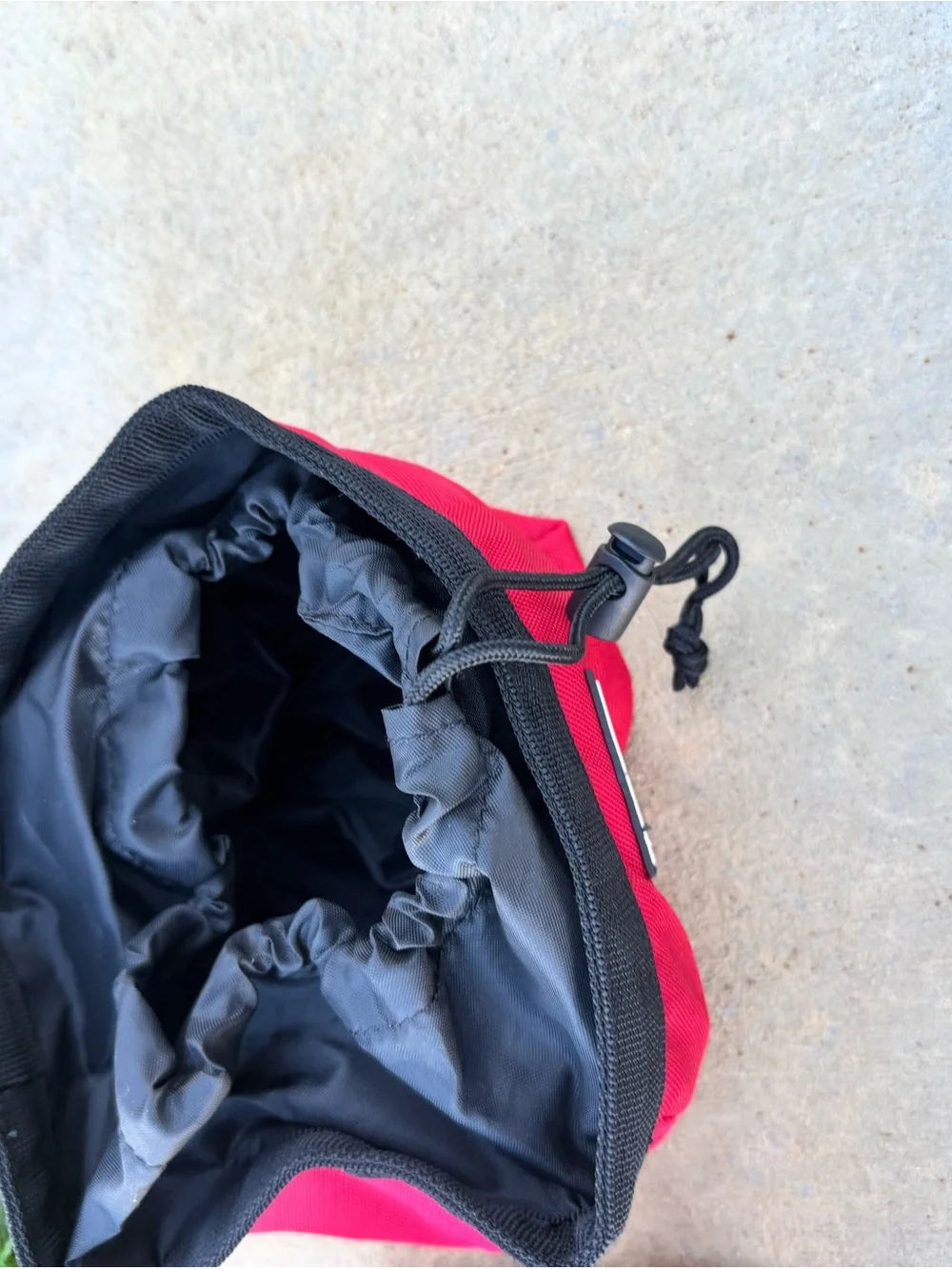 Mountainsmith Red K9 Cube with Front & Back Pocket